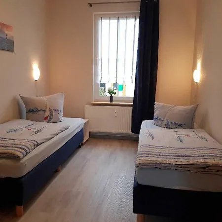 公寓 Ferienwohnung Am Bahndamm _gro_ *